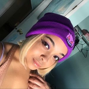 Meet your Posher, Sidney